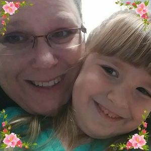 Meet your Posher, Danelle